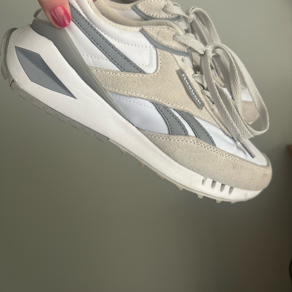 Reebok Beige and Gray Suede Leather Retro Runner